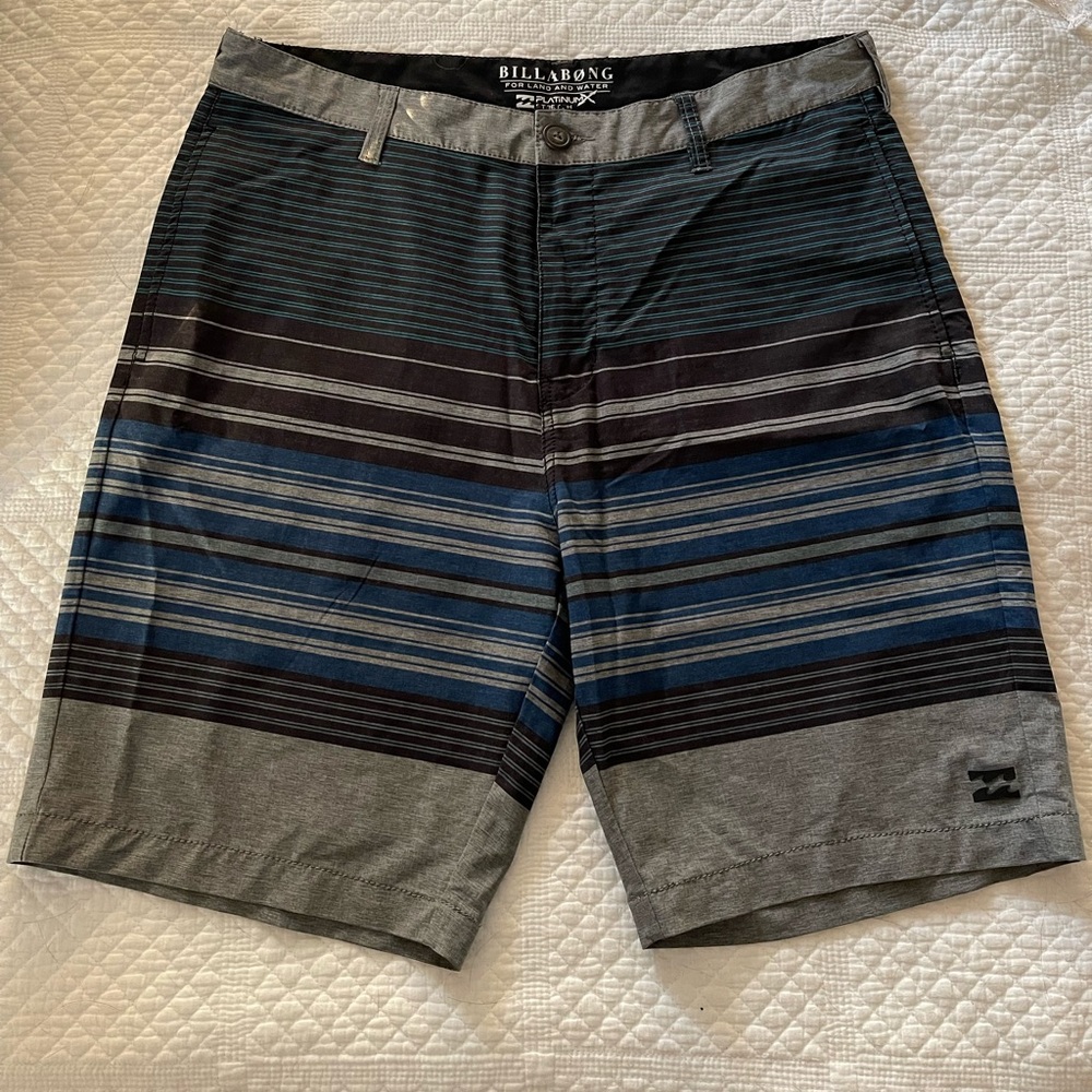 Billabong hybrid shorts